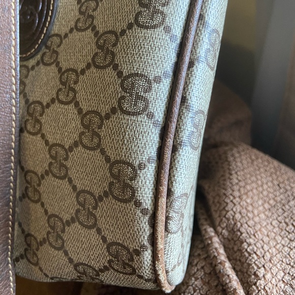 -SOLD- Gucci Vintage bucket bag- good condition - Picture 8 of 13